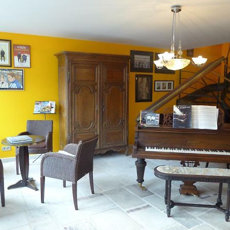 Le Piano Ξενοδοχείο Biesles Εξωτερικό φωτογραφία